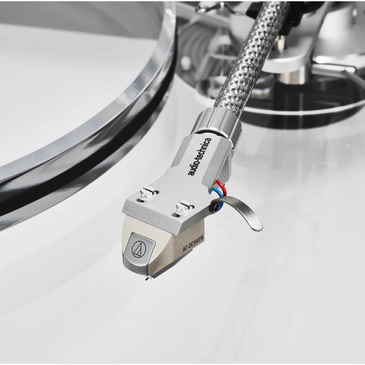 Audio-Technica AT-LPA2 Fully Manual Belt Drive Turntable